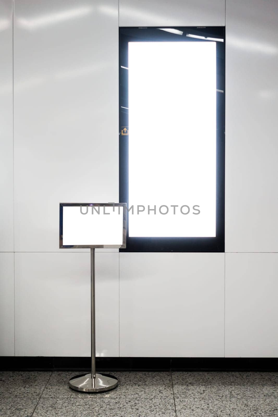 Billboard Rectangular White Mockup City Advertisement