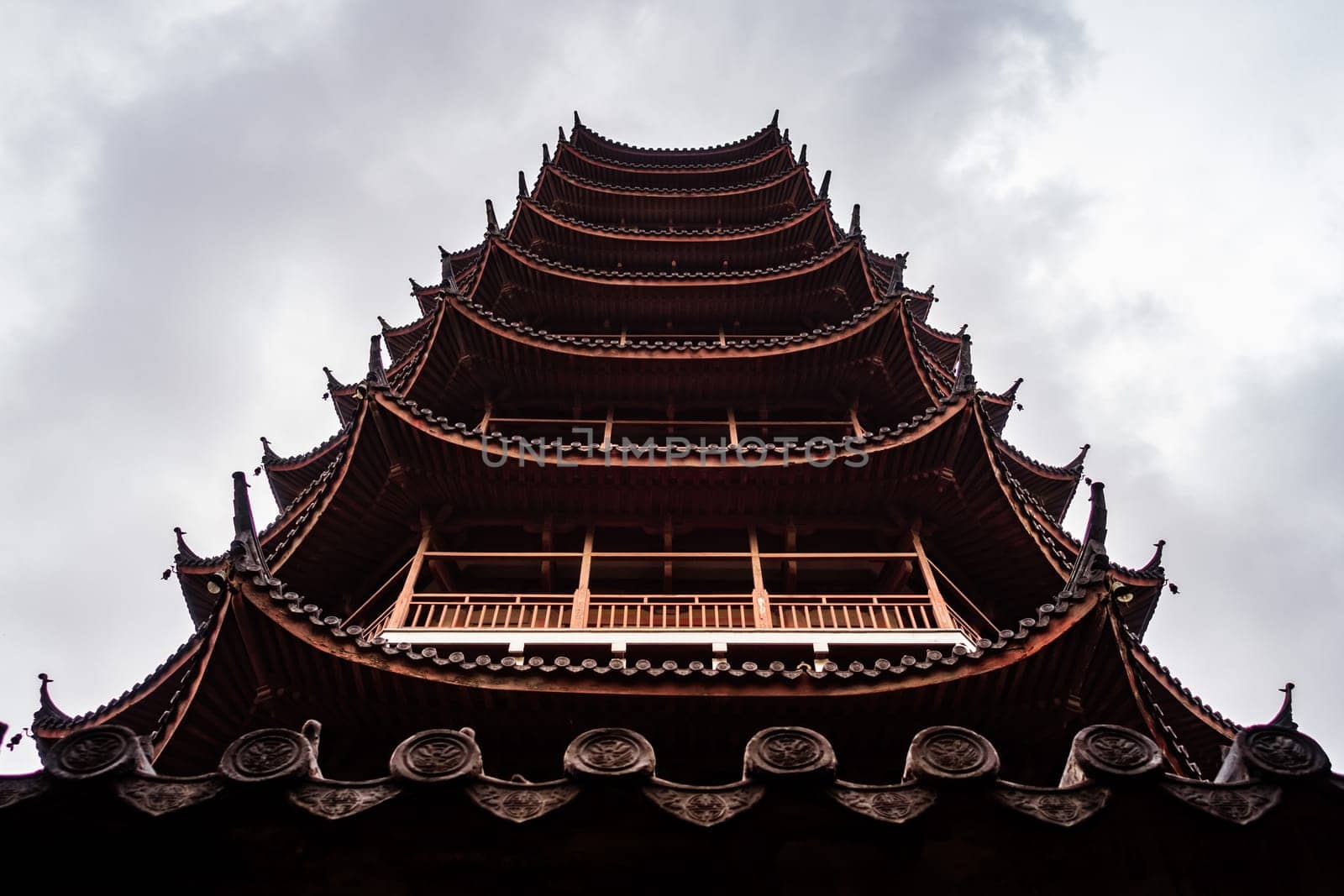 Ancient Chinese Temple Architecture Overcast Travel Location