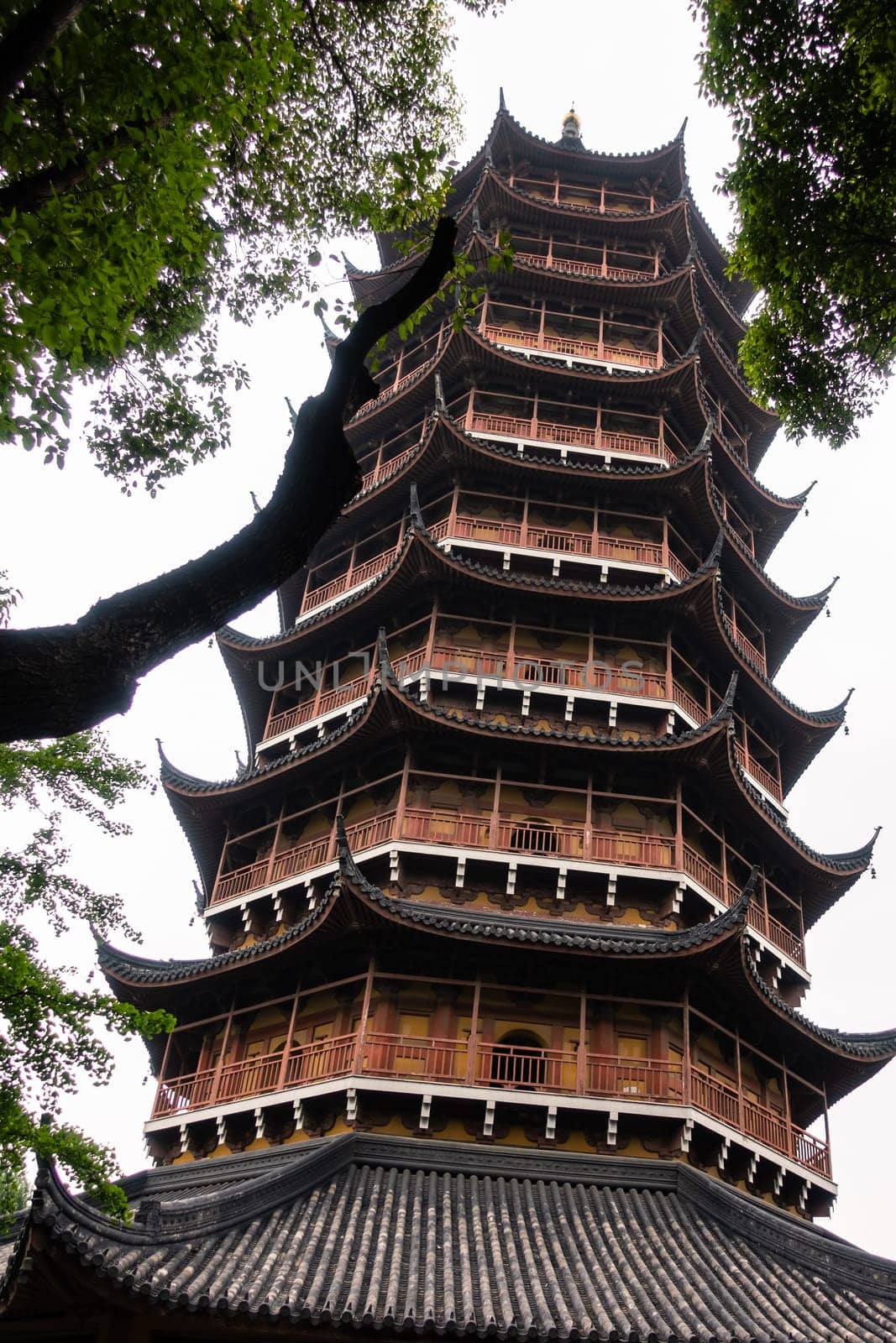 Ancient Chinese Temple Architecture Overcast Travel Location