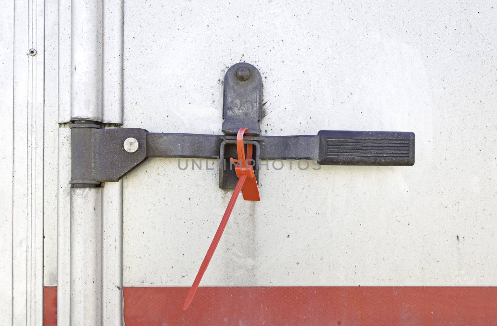 Safety lock on the back of truck, transport and vehicle