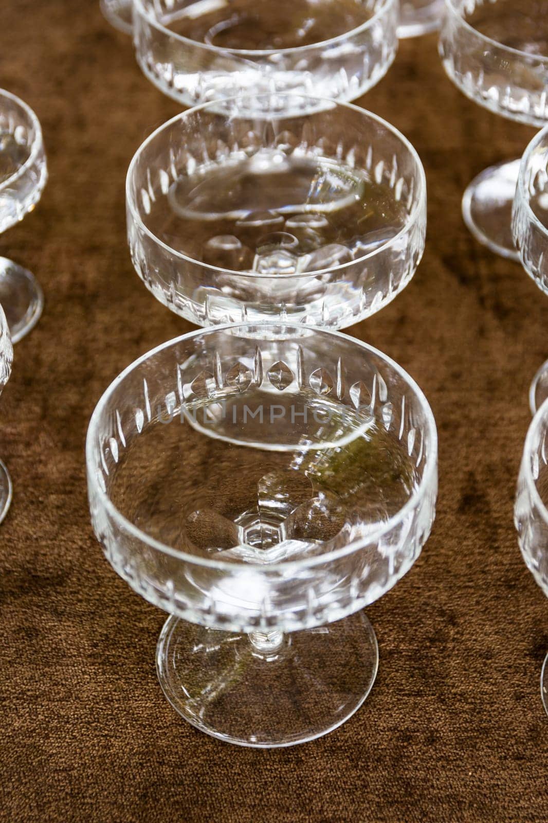 Fine Crystal Glasses Shining Felt Table Product Drinking Gastronomy Group Restaurant