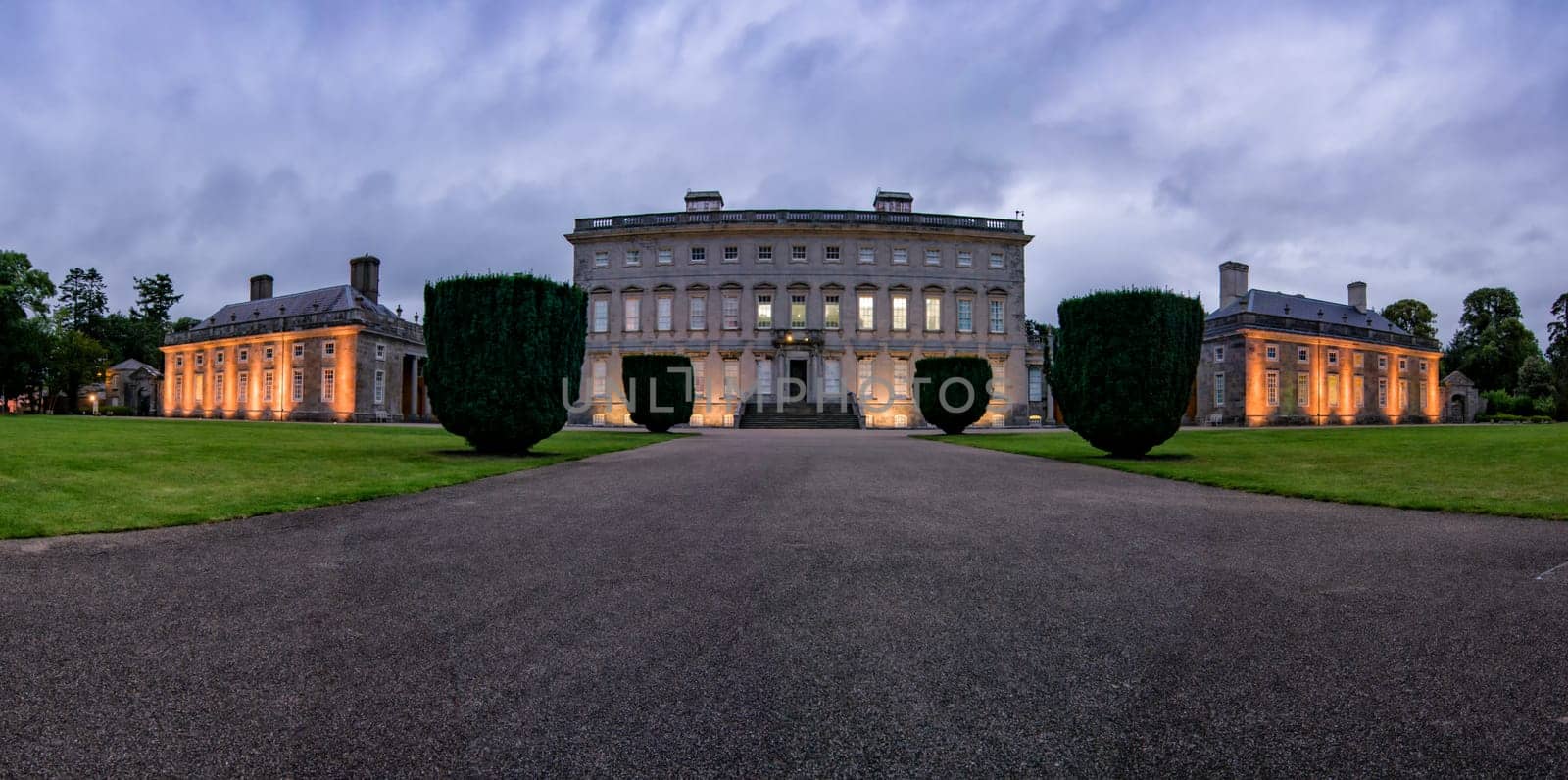 Arrival Panorama Front Exterior Castletown House