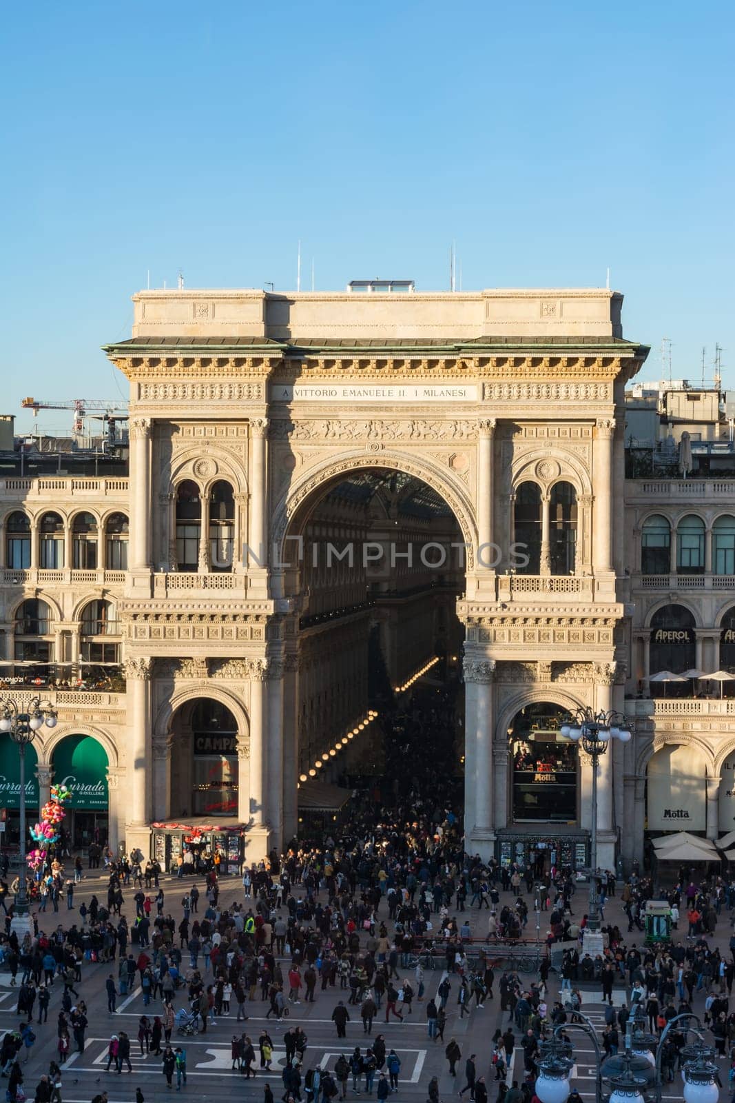 Galleria Vittorio Emanuele II Entryway Famous Destination Italy Architecture Shopping Mall During Christmas 2016 Traveling Winter Sightseeing Crowd