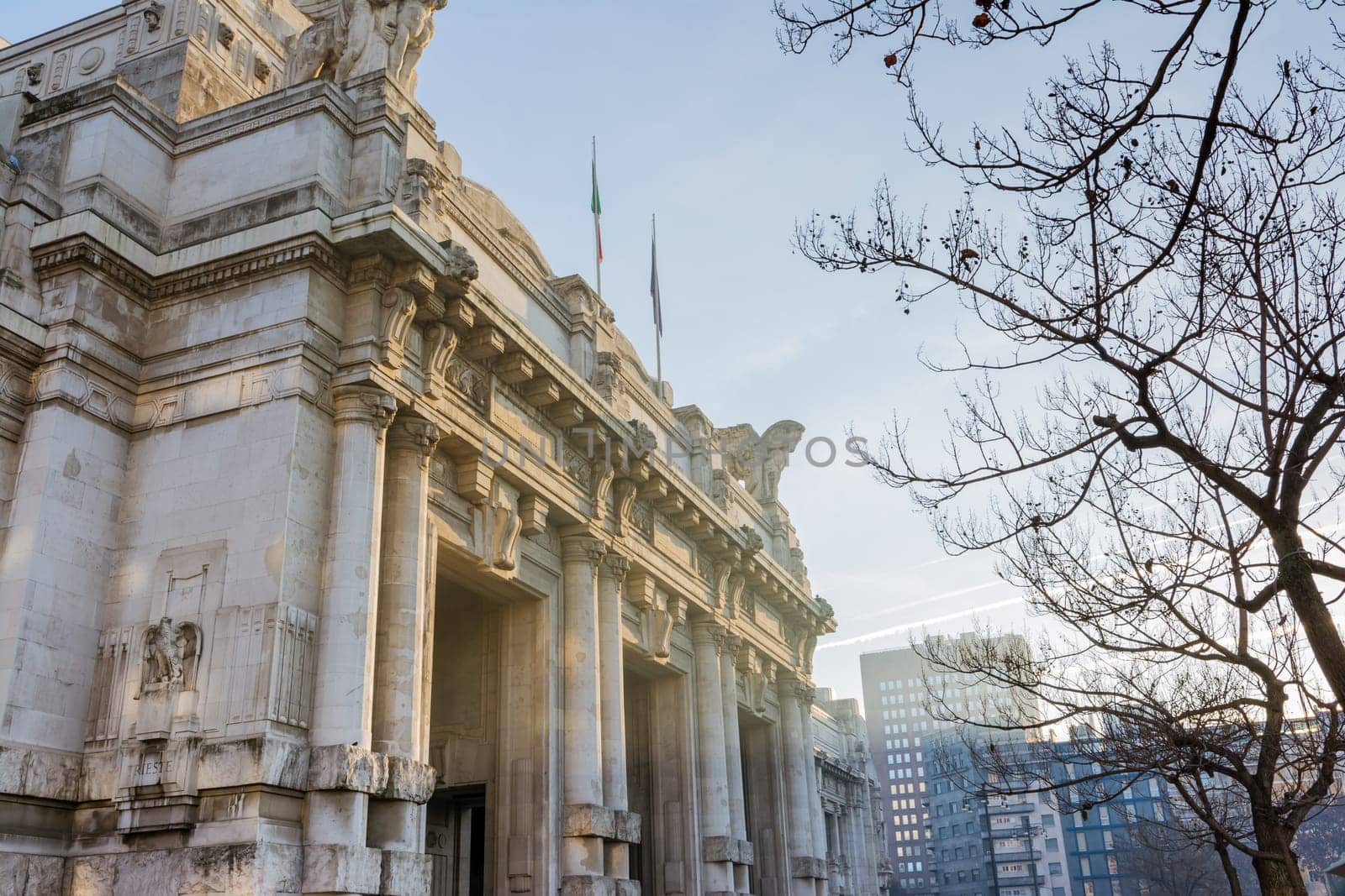 Main Train Station Milan Foggy Winter Sunny Morning Entrance Exterior Facade Architecture