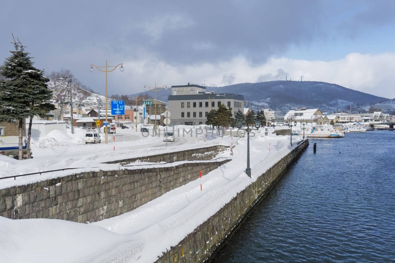 Otaru is a small harbor city, about half an hour northwest of Sapporo by train. Its beautifully preserved canal area and interesting herring mansions make Otaru a pleasant day trip from Sapporo or a nice stop en route to or from Niseko or the Shakotan Peninsula.