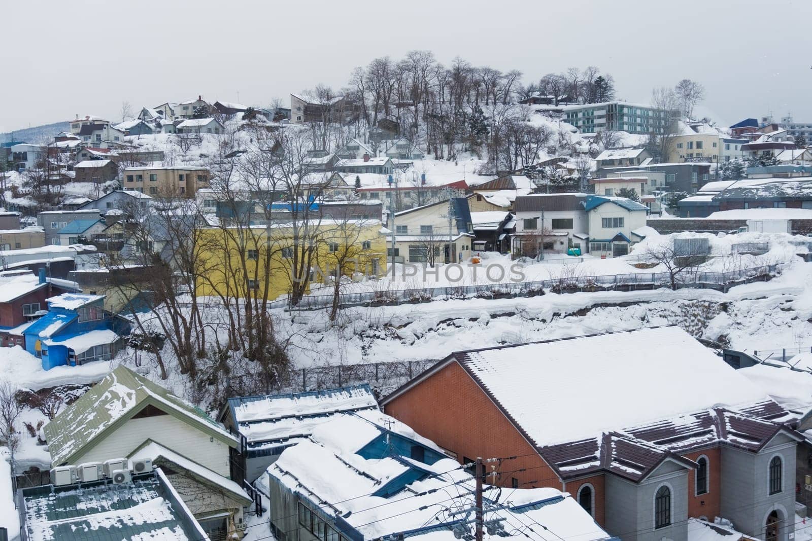 Otaru is a small harbor city, about half an hour northwest of Sapporo by train. Its beautifully preserved canal area and interesting herring mansions make Otaru a pleasant day trip from Sapporo or a nice stop en route to or from Niseko or the Shakotan Peninsula.