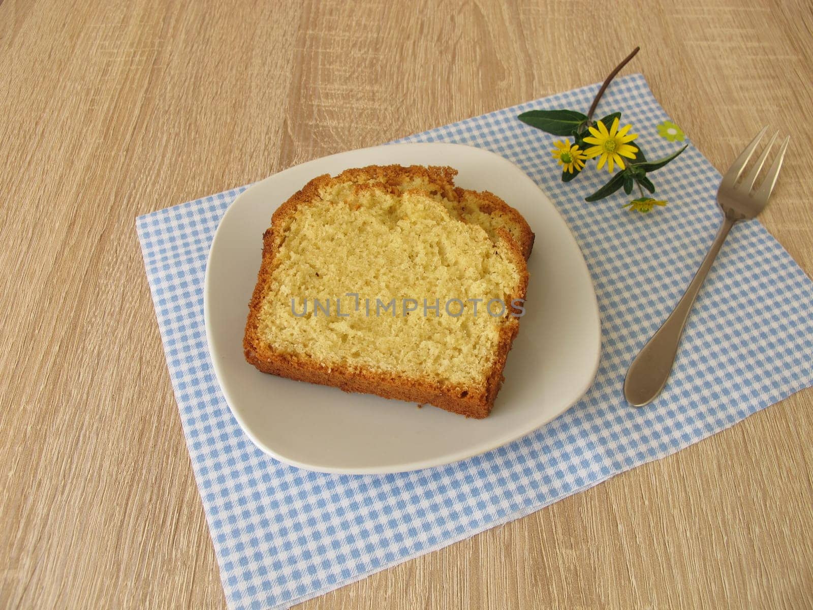 Classic pound cake from mold