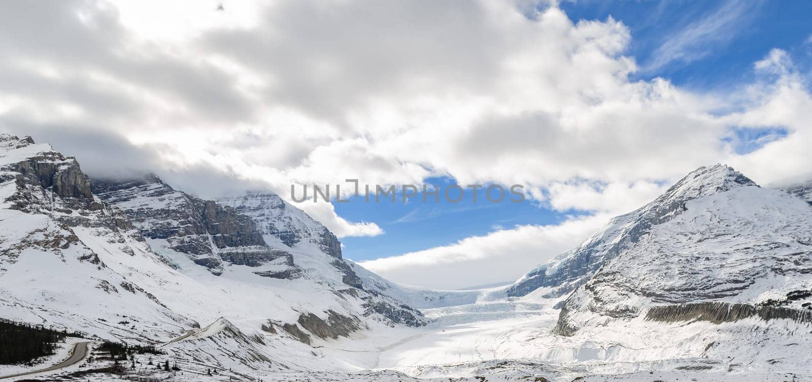 Landscape view of Columbia Icefield and Athabasca Glacier in Jasper National Park in Alberta, Canada