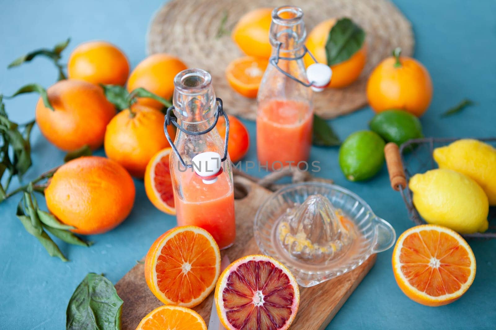 Fresh pressed juice with bloodoranges, tangerines and lemons