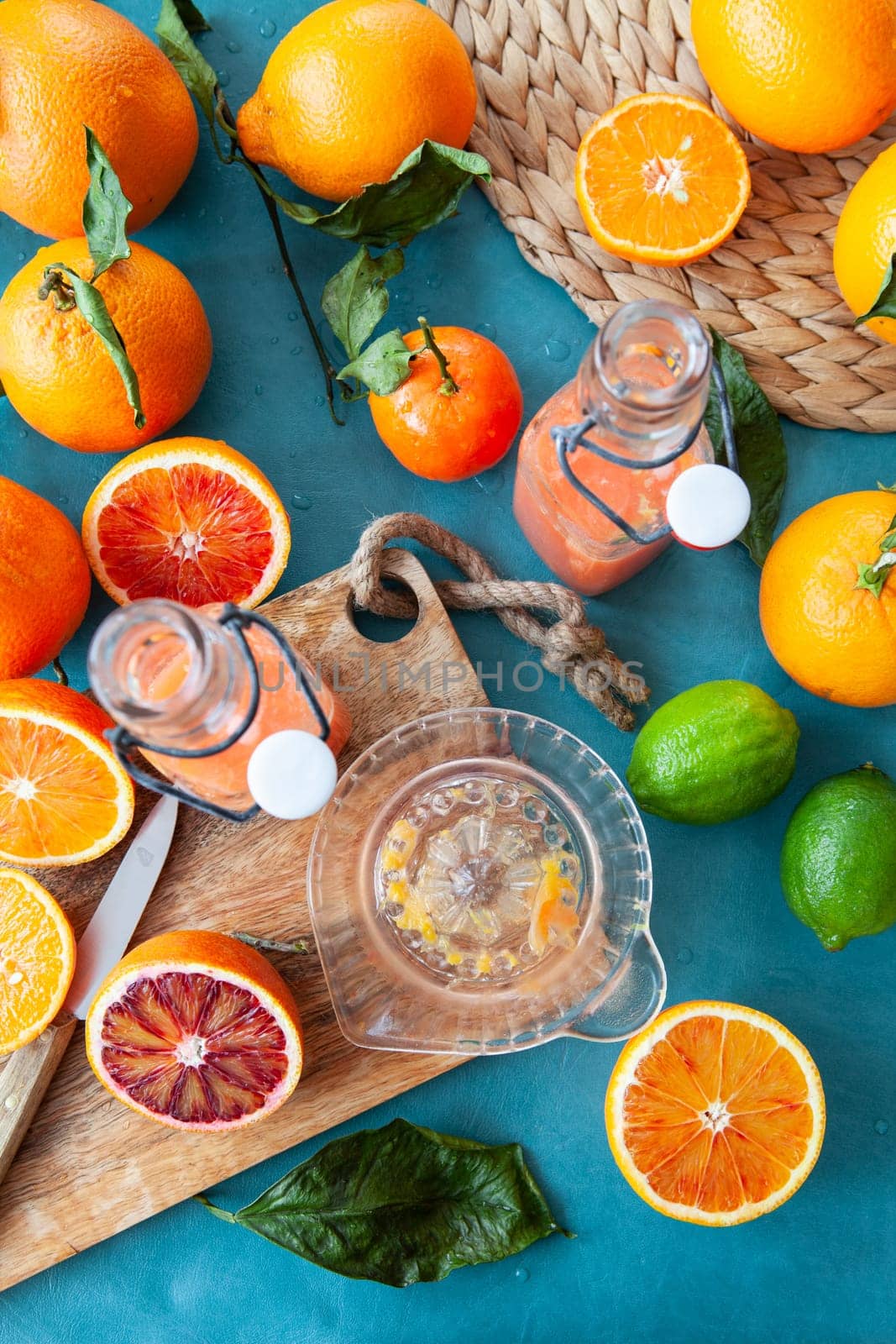 Fresh pressed juice with bloodoranges, tangerines and lemons