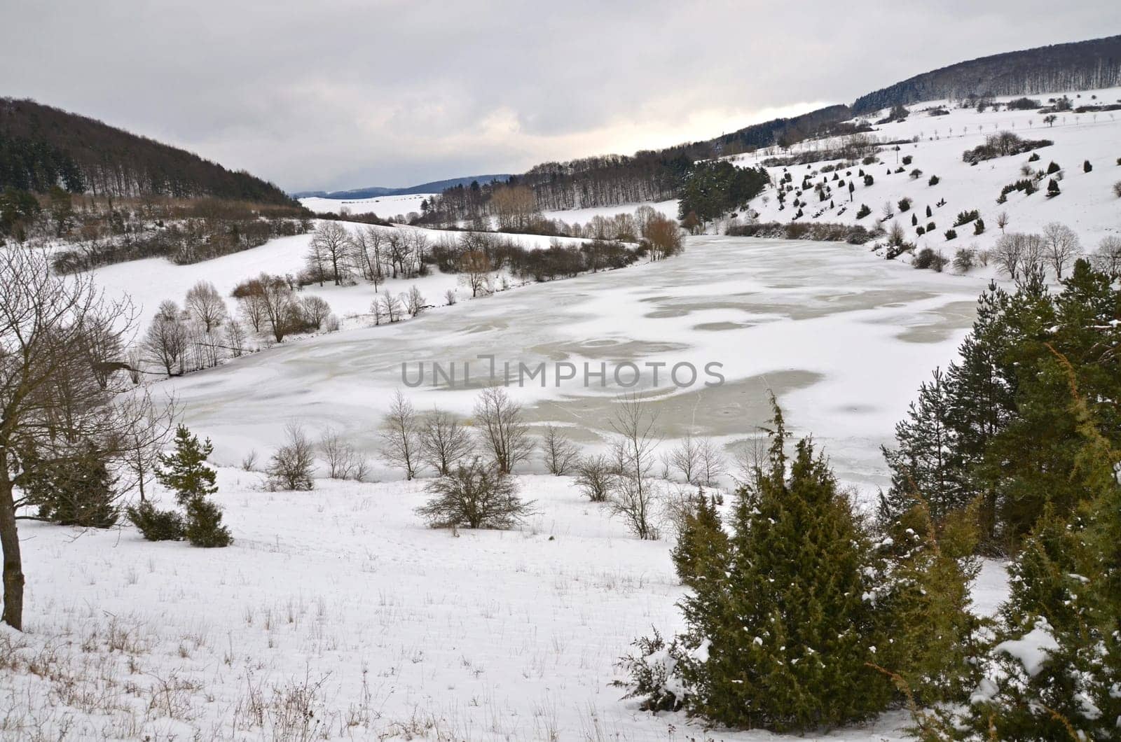 Winter in the Rhön - Grimmelbachtal Reservoir