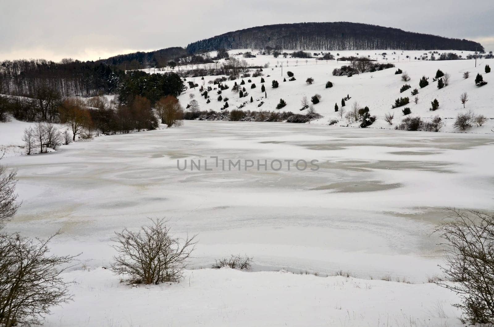 Winter in the Rhön - Grimmelbachtal Reservoir