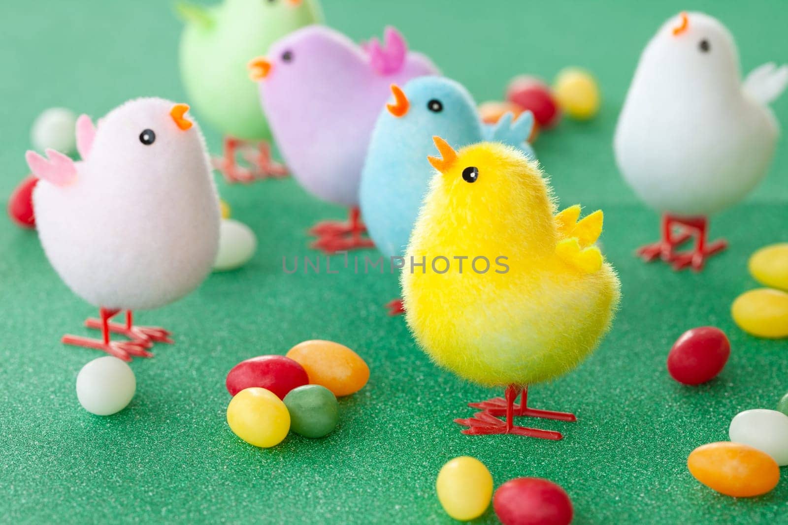 Colorful little chicks for a cheerful easter decoration