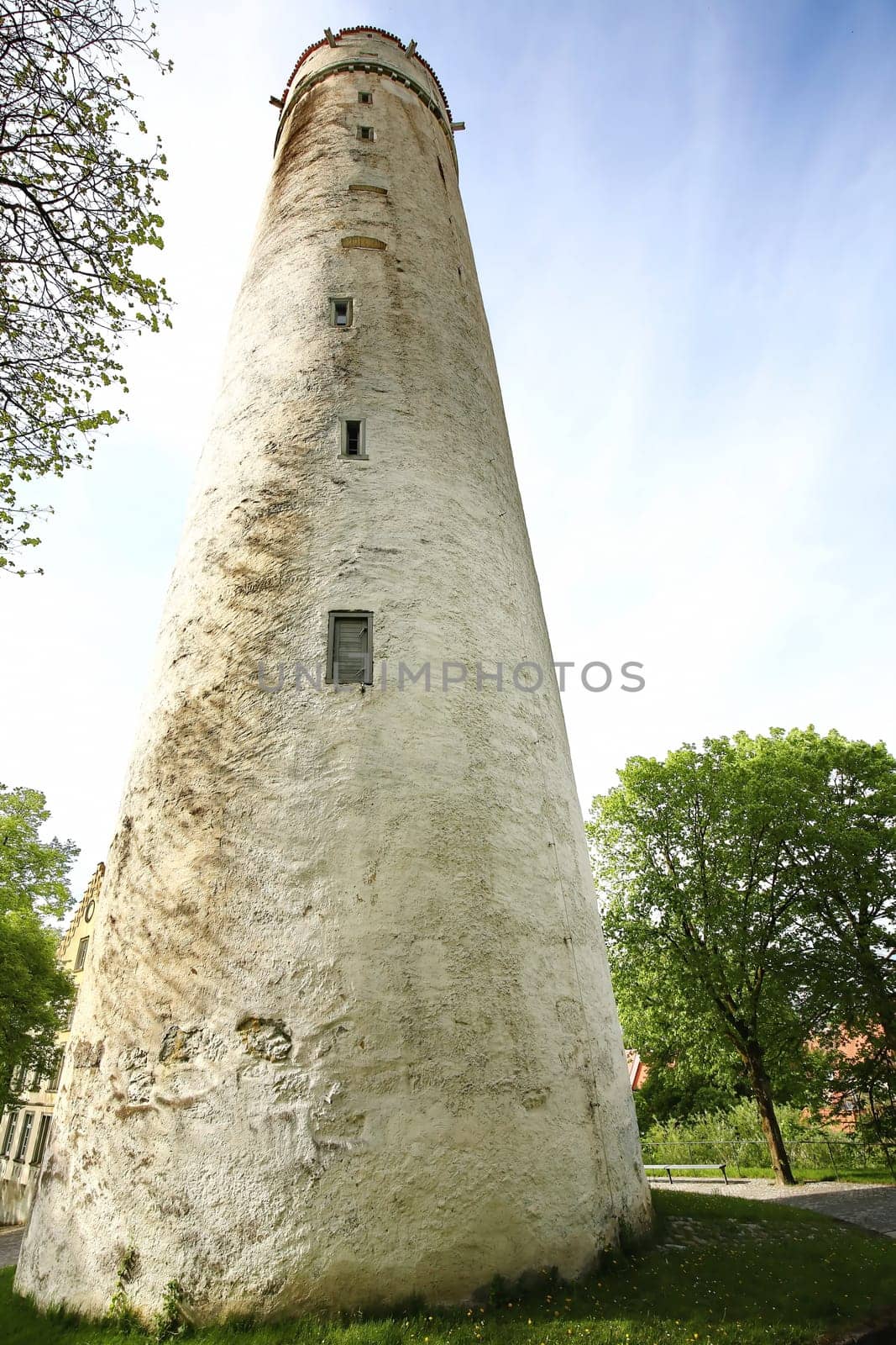 Ravensburg Ravensburg is a city in Germany with many historical attractions