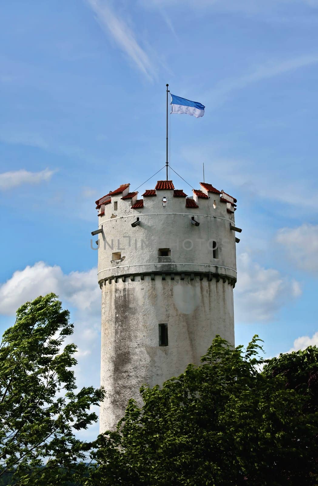 Ravensburg Ravensburg is a city in Germany with many historical attractions