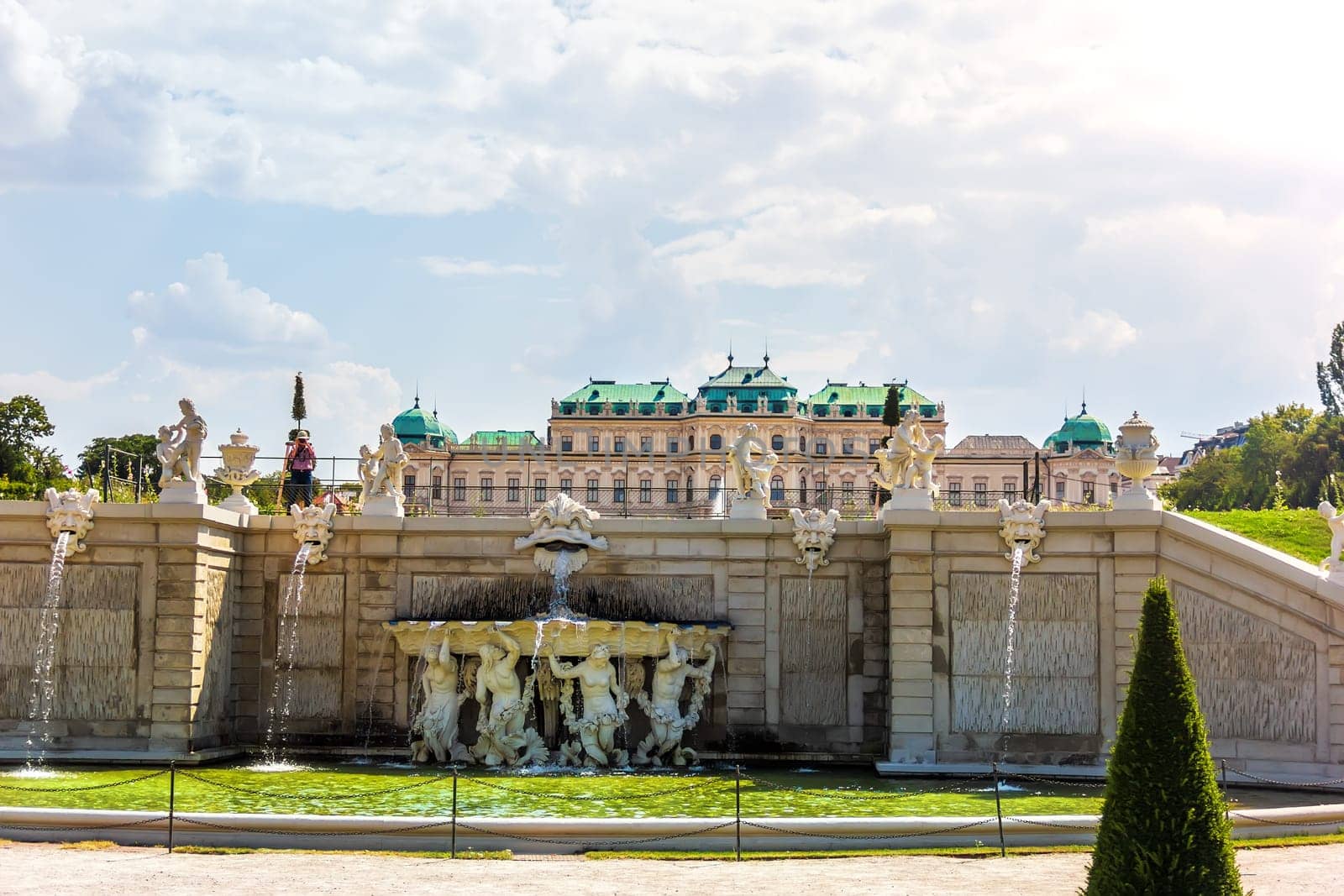 Fountain of the Upper Belvedere, view from the Gardens, Vienna .