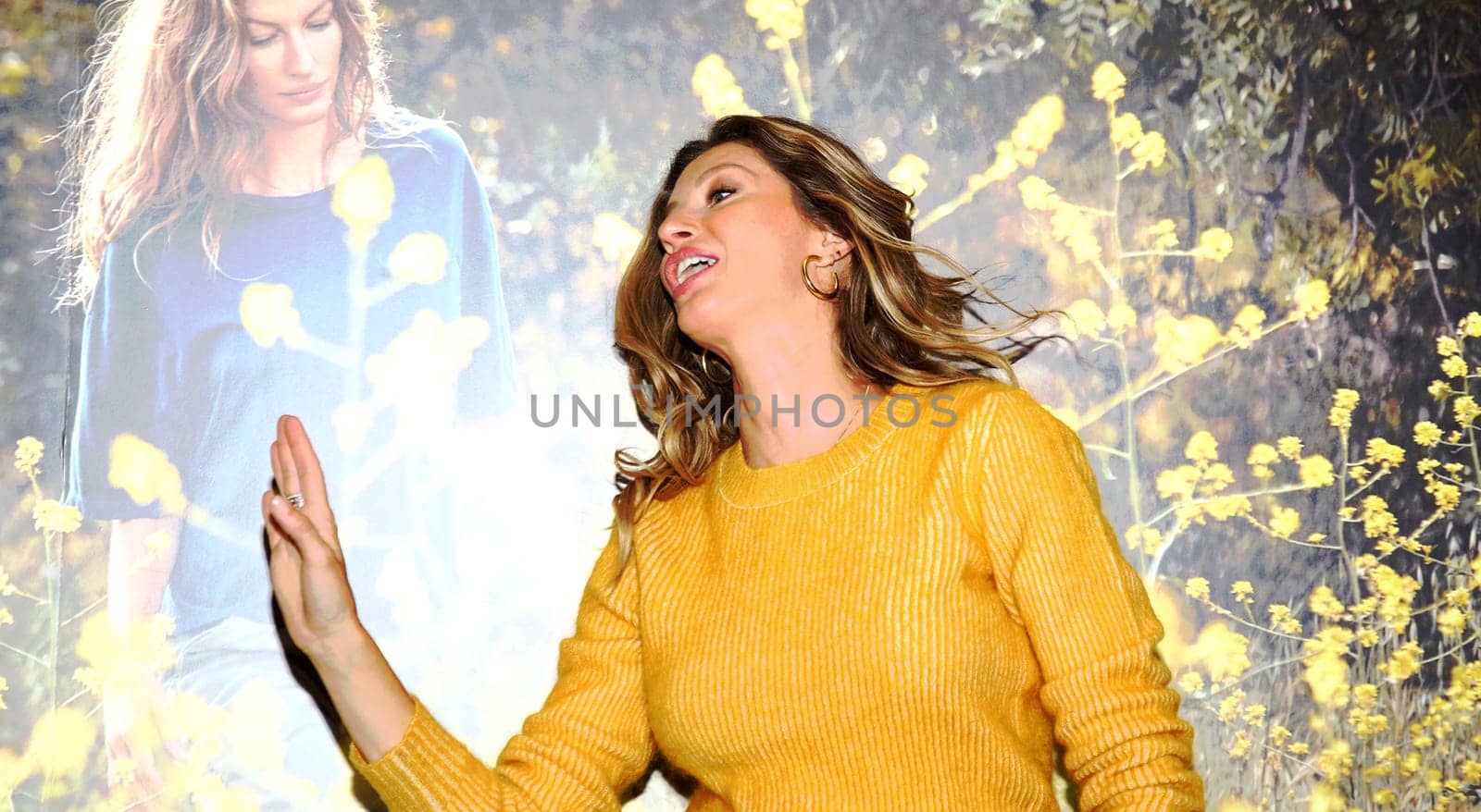 Gisele Buendchen visit of Thalia Book Store in Hamburg, Germany on03.04.2019