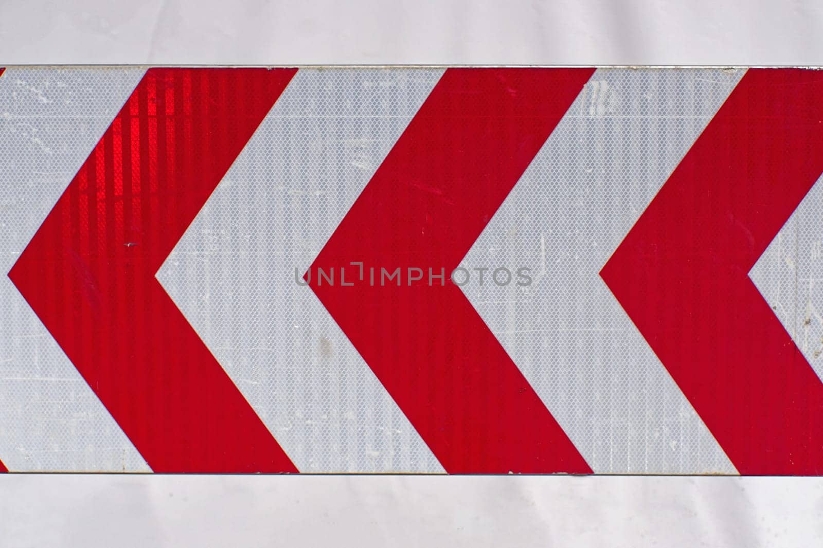 Chevron warning traffic sign red arrows