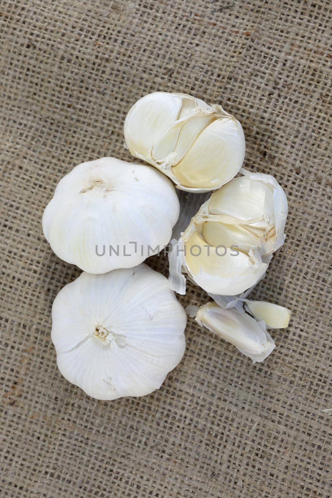 A close up shot of garlic cloves