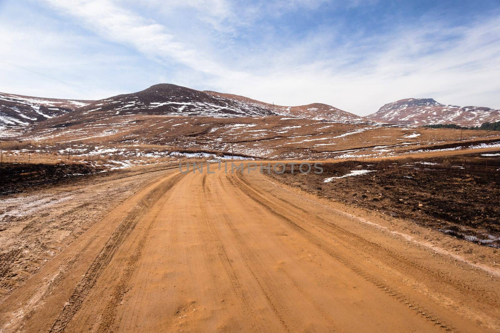 Mountains Snow dirt road tracks route rural landscape