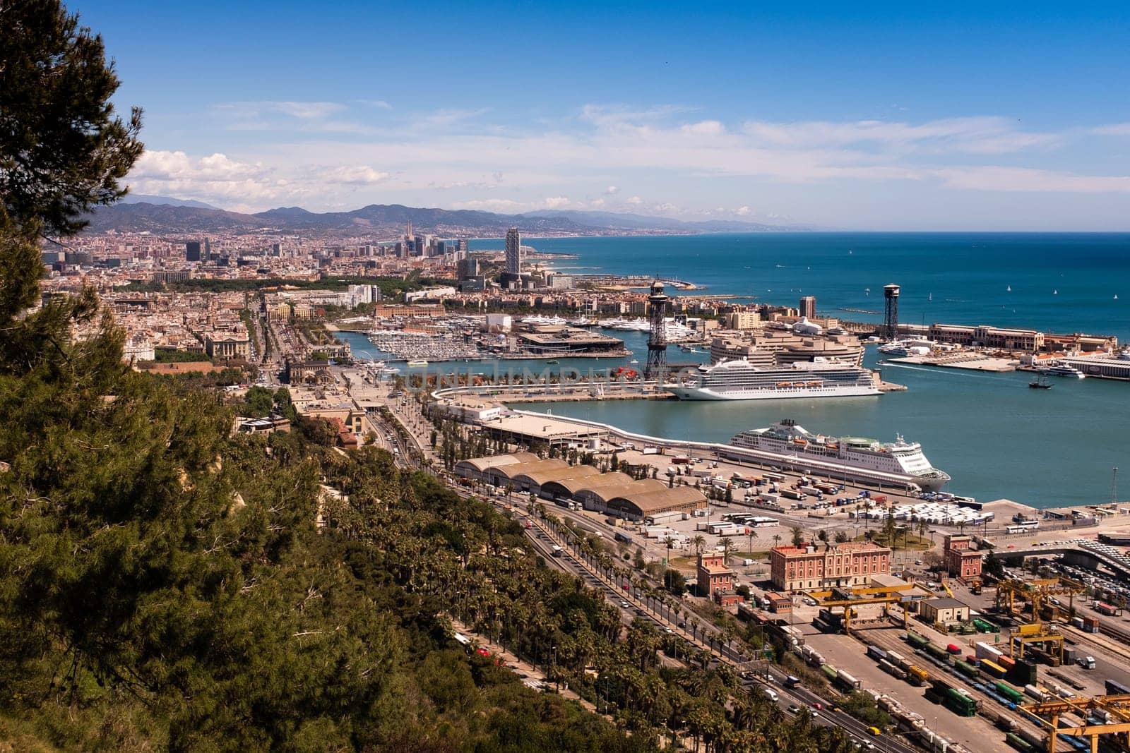 Panoramic view over Port Vell from the summit of Montjuïc, Barcelona, Catalonia, Spain