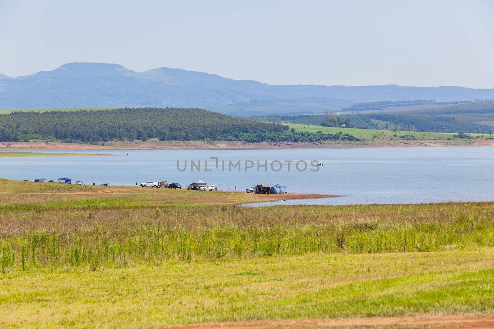 Albert falls dam scenic summer landscape public fishing ski boats camping holidays.