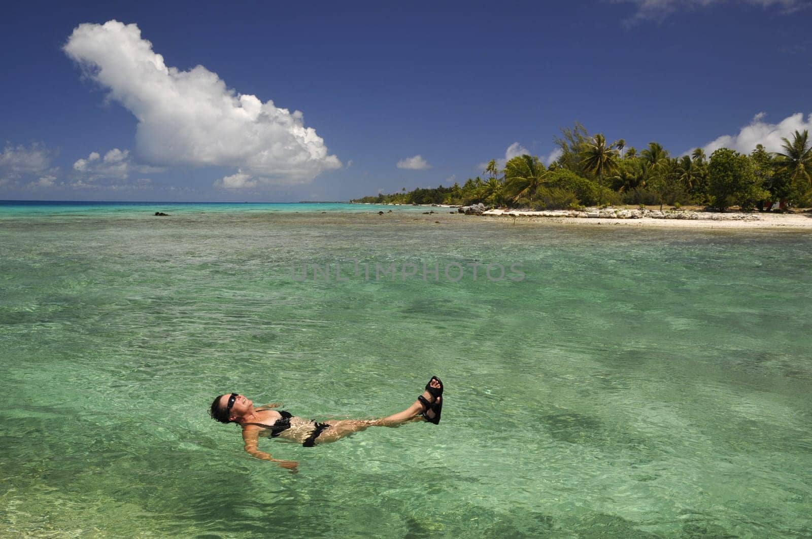 Break between 2 dives! Recorded in Rangiroa - South Seas