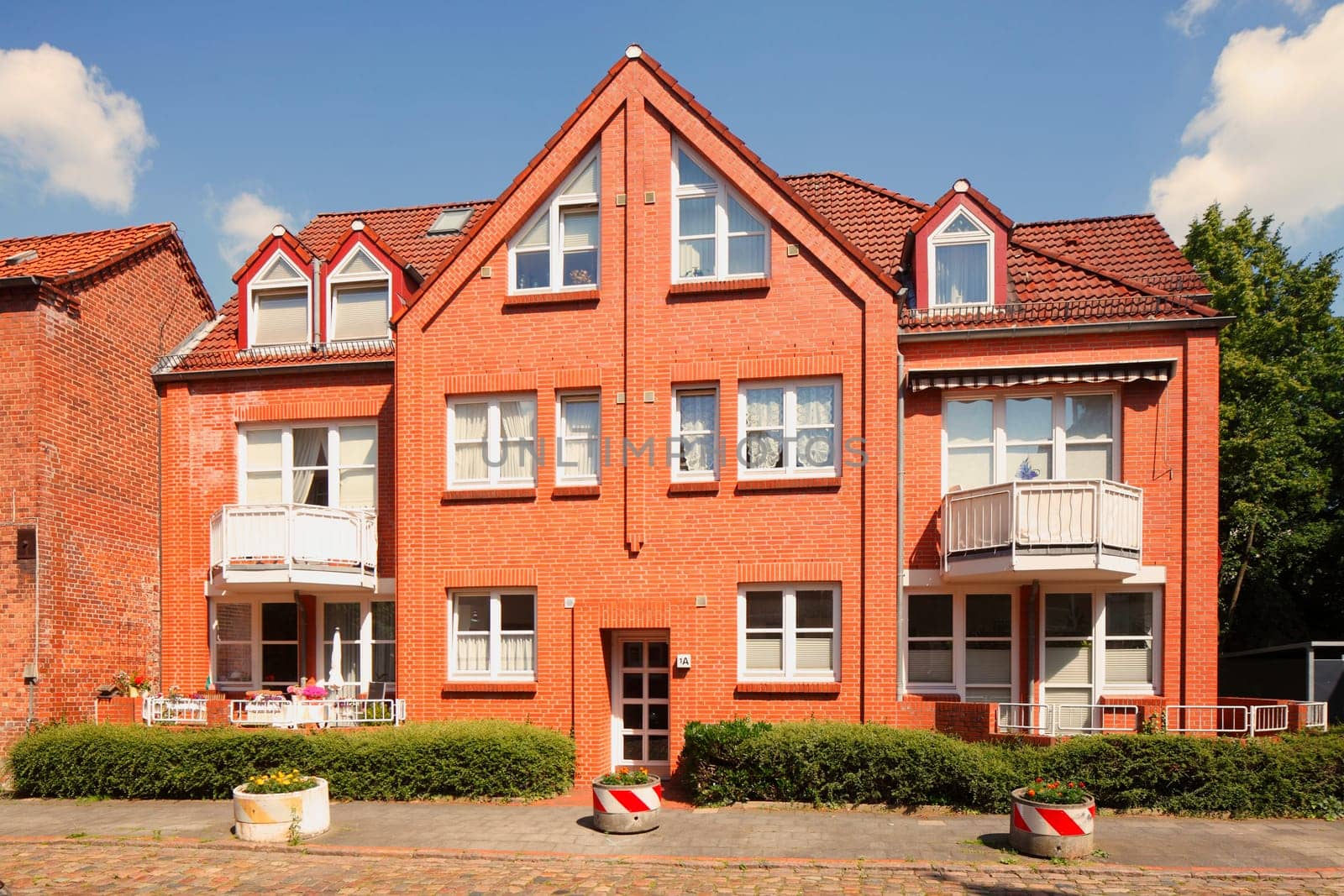 Modern residential building made of brick, multi-family house, residential building, old town, Stade, Lower Saxony, Germany, Europe