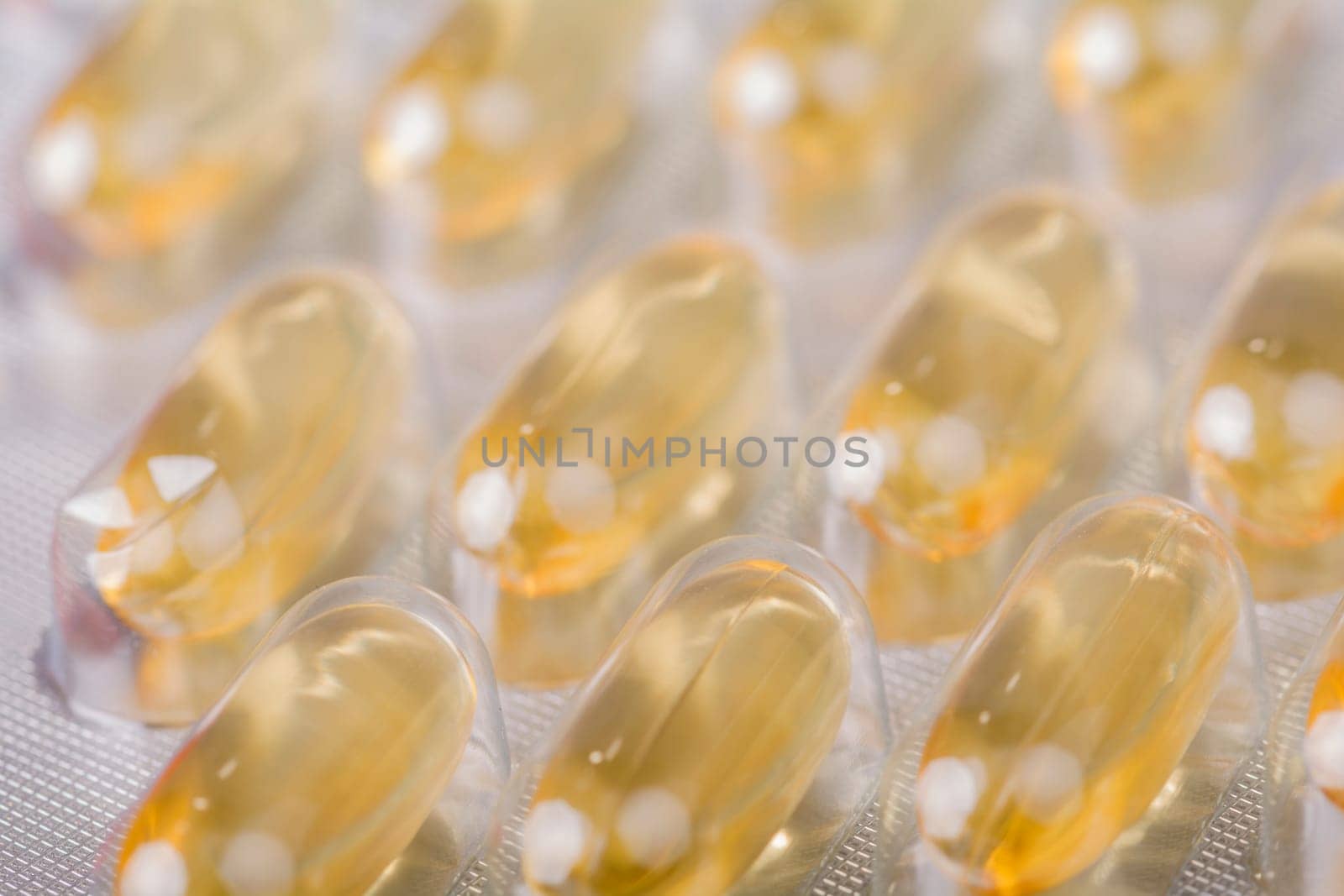 blister with capsules