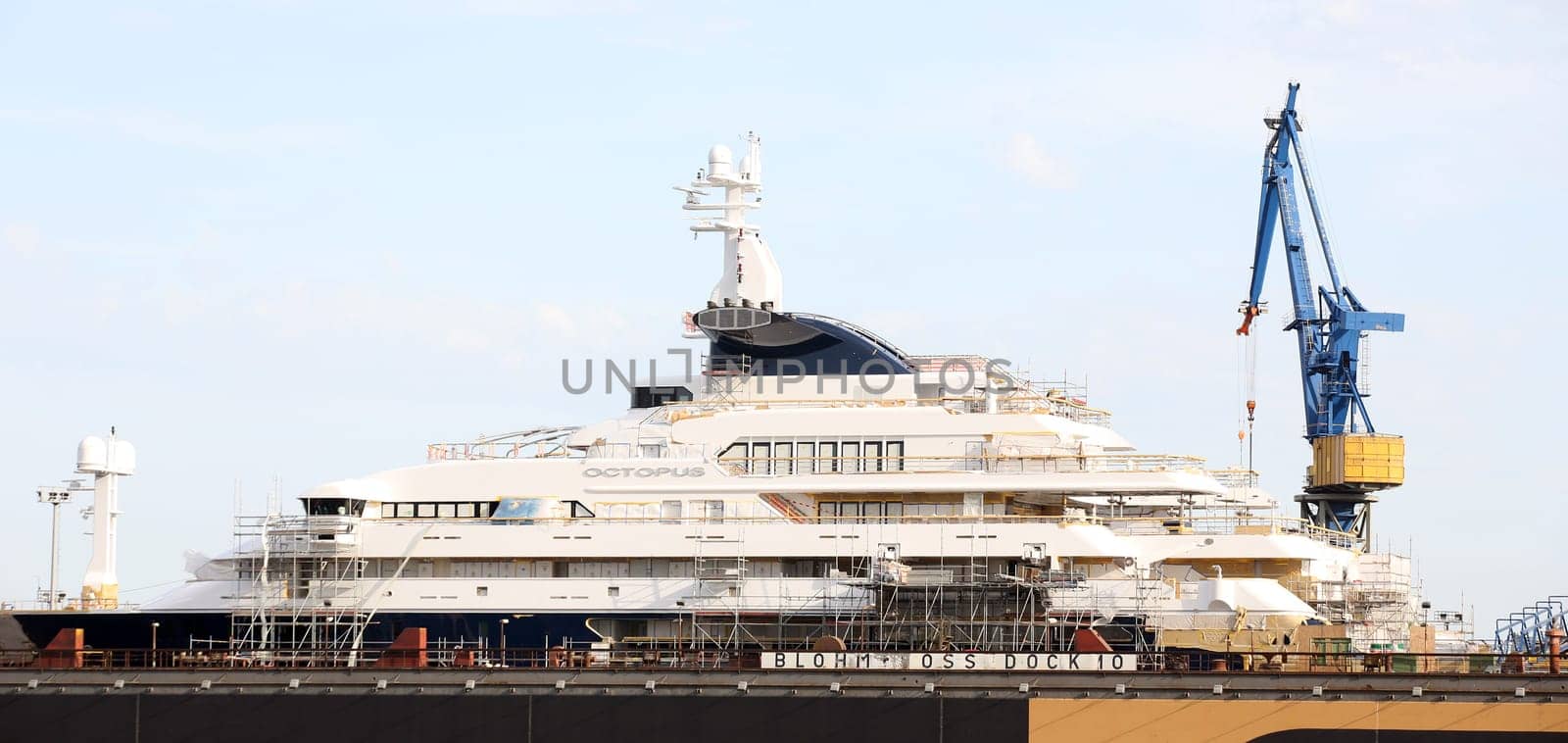 Octopus is a 414-foot (126 m) megayacht owned by the estate of the passed away  Microsoft co-founder Paul Allen  in the Dock from Blohm and Voss - Port  Hamburg on 30.06.2019