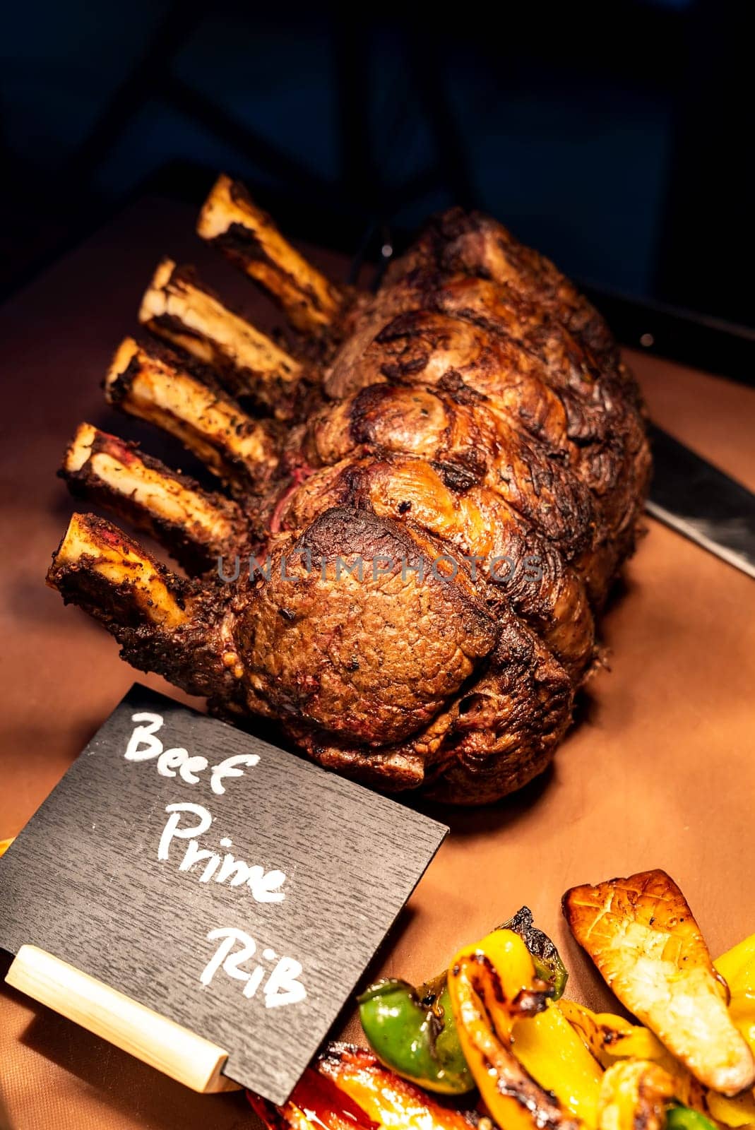 Wagyu beef roast prime rib, Carving food