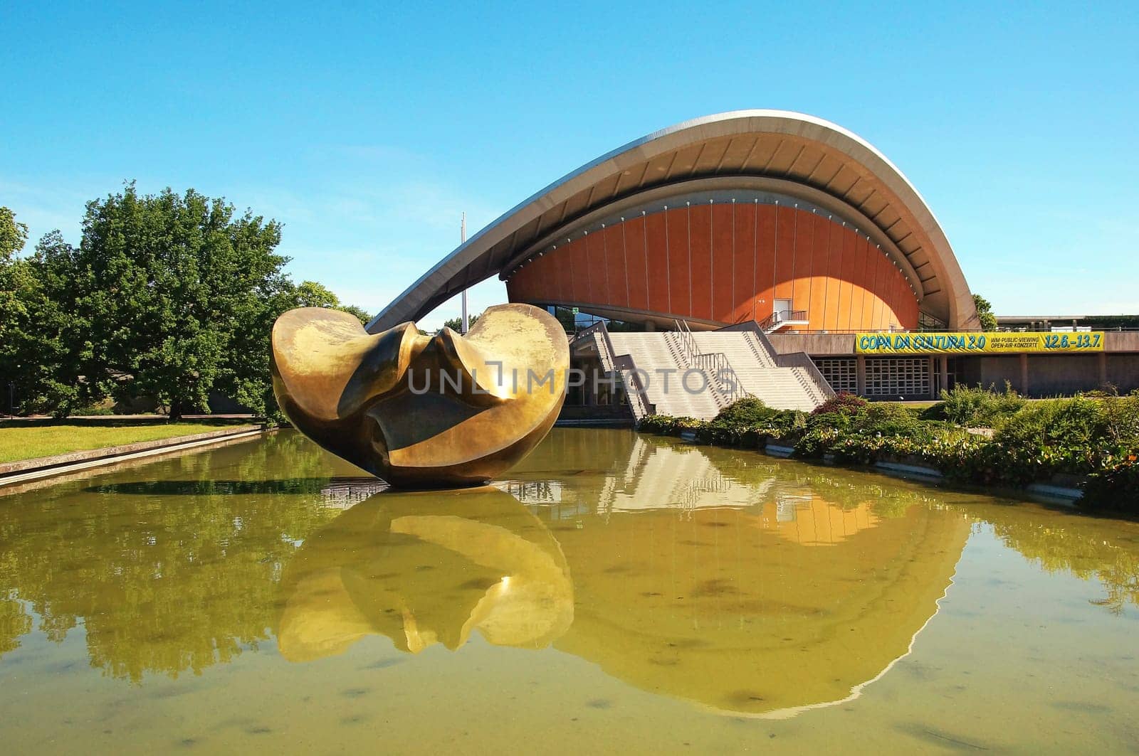 Haus der Kulturen der Welt Berlin Deutschland / House of the cultures of the world Berlin Germany
