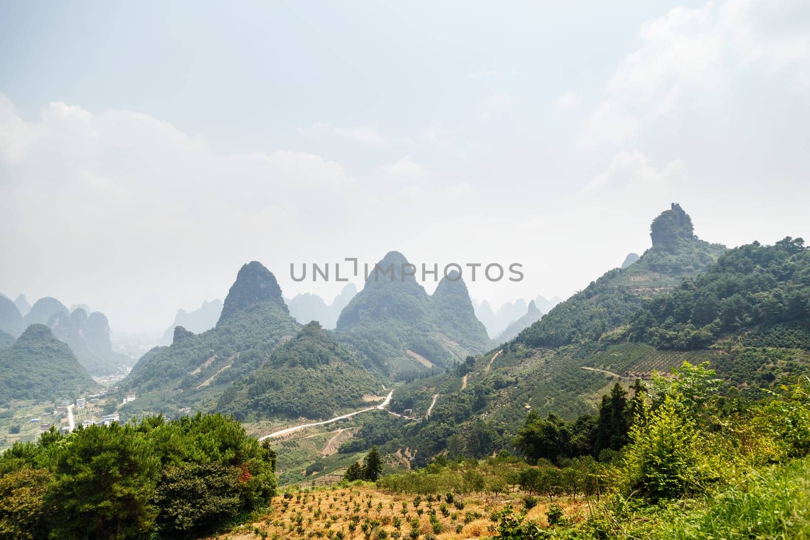 View of the picturesque mountainous terrain, Scenic Mountain View, Yangshuo, China, Asia