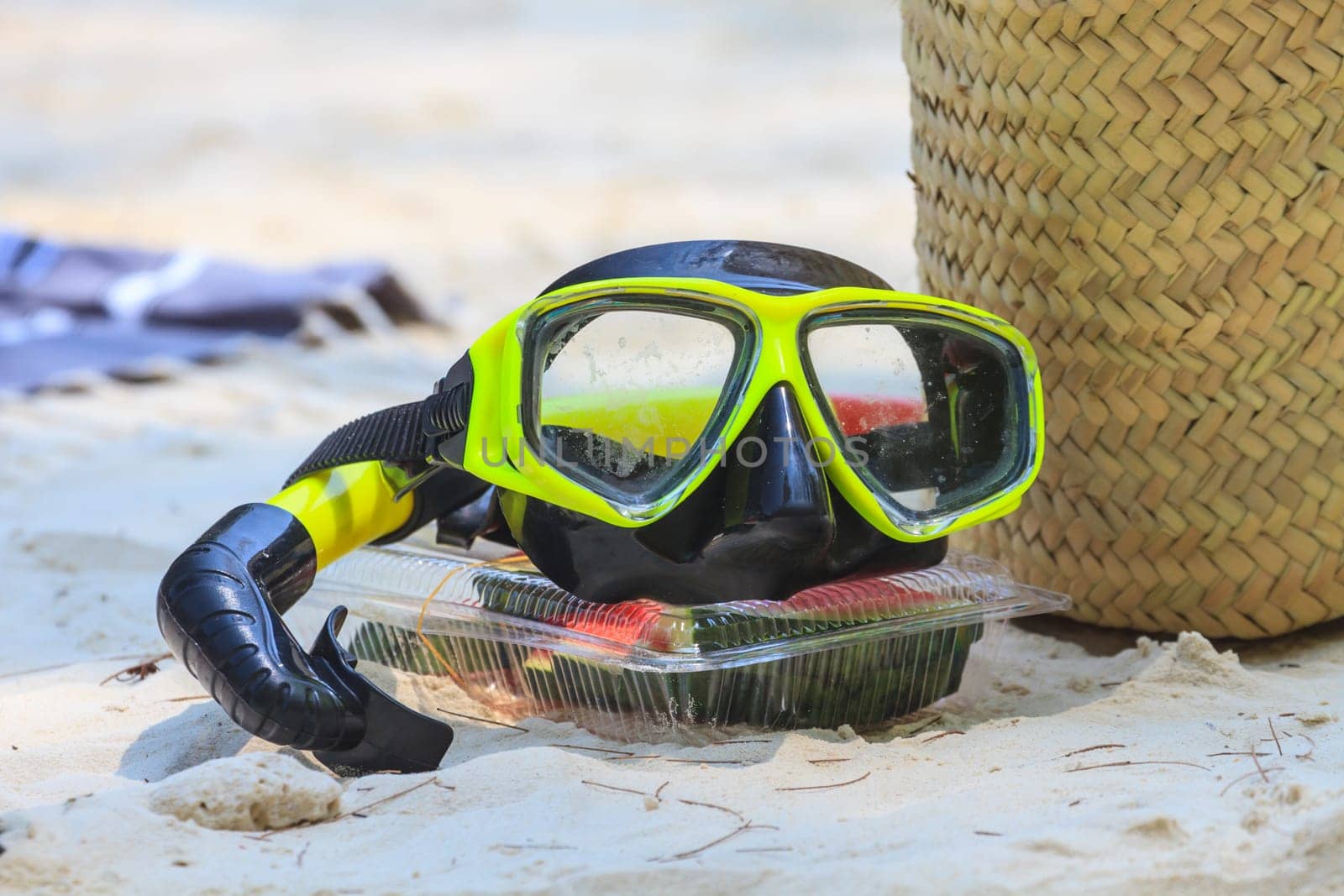 close up snorkel and scuba mask on the beach