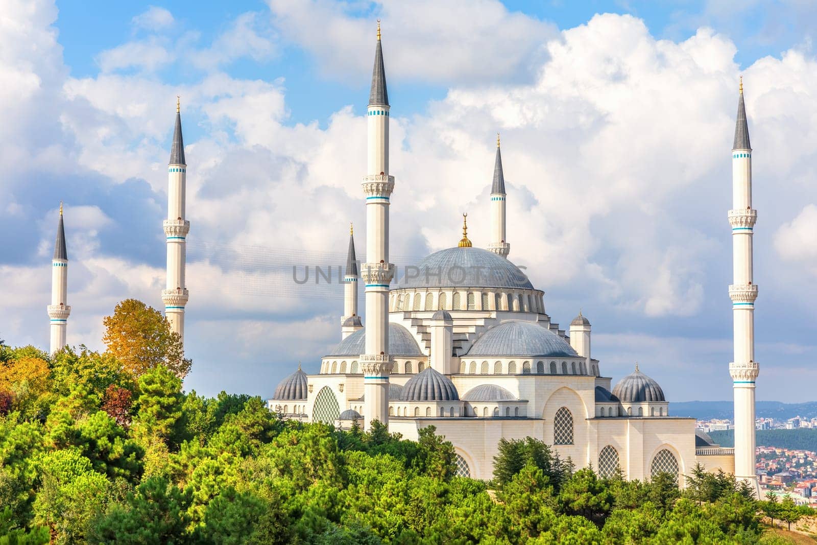 Camlica Mosque of Istanbul, Turkey, side view.