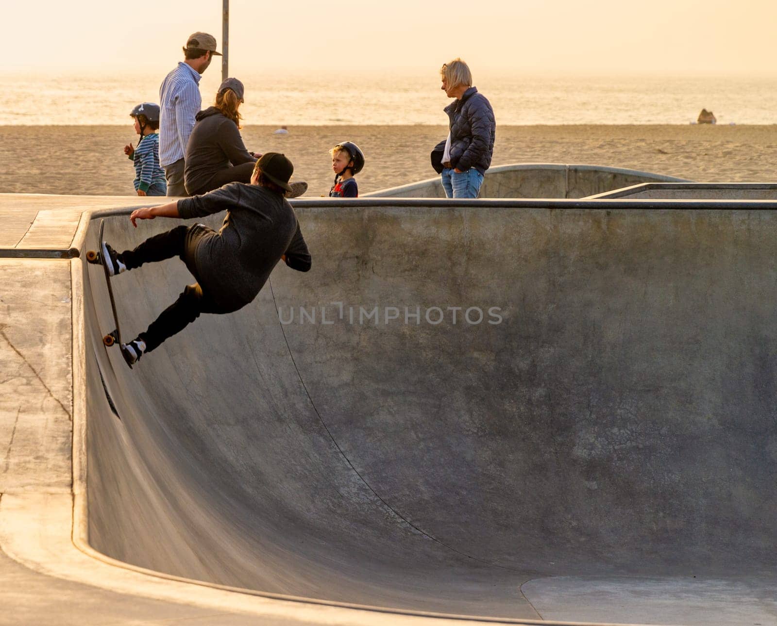 VENICE BEACH, CALIFORNIA - SEPTEMBER 30 : SKateboarder at the popular public skate board park at Venice Beach on September 30, 2018 in Los Angeles, California