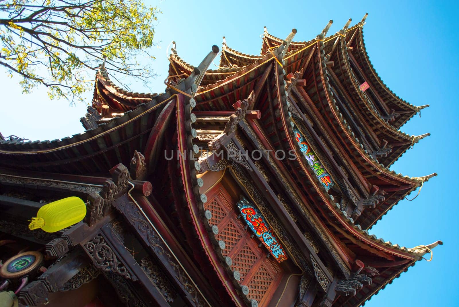 The pagoda viewing from the bottom, taken at Kunming, Yunnan