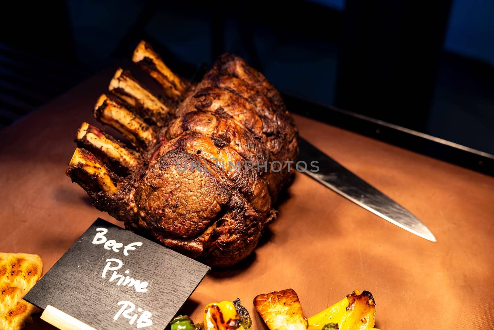 Wagyu beef roast prime rib, Carving food