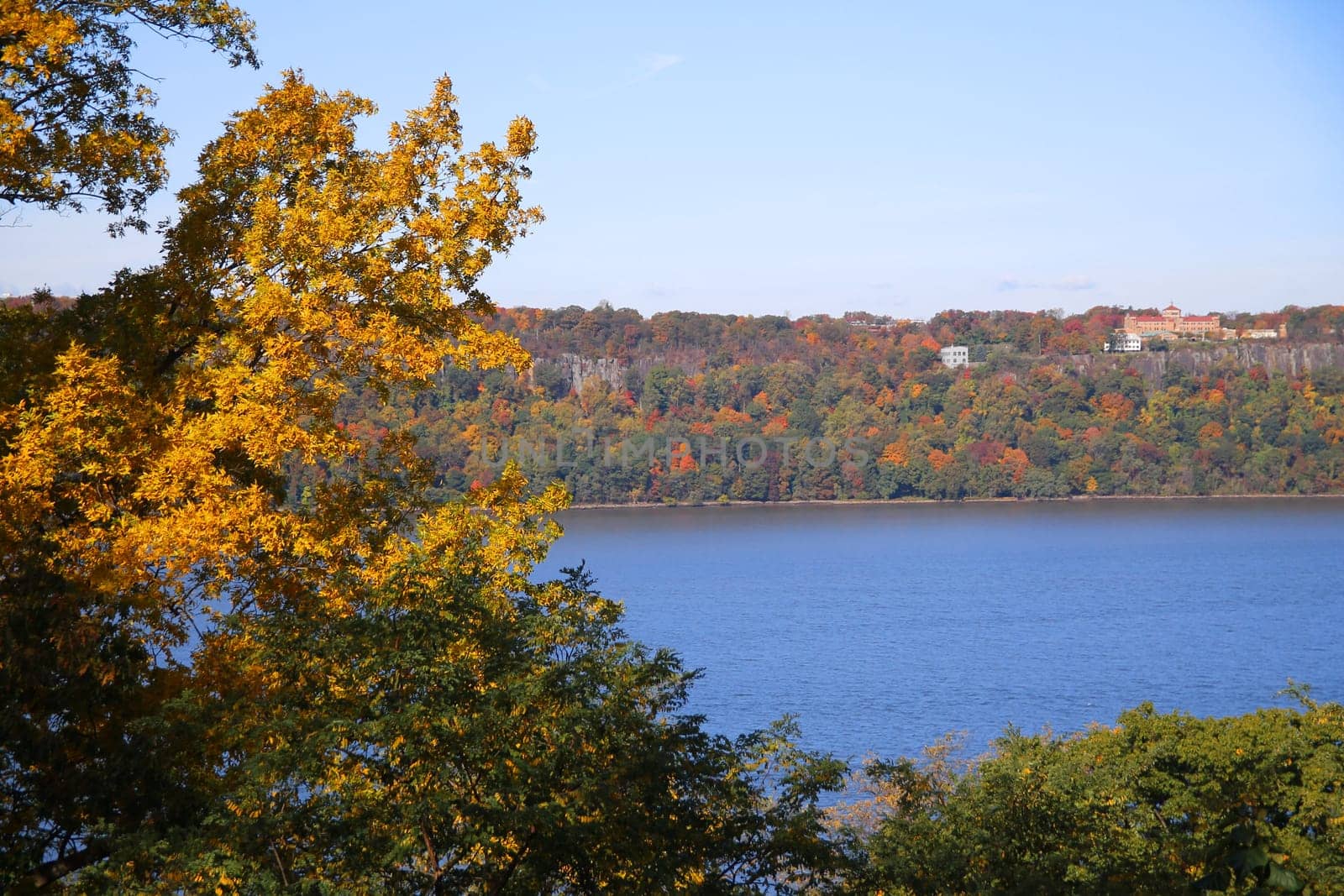 The fall on the Hudson river in New York City
