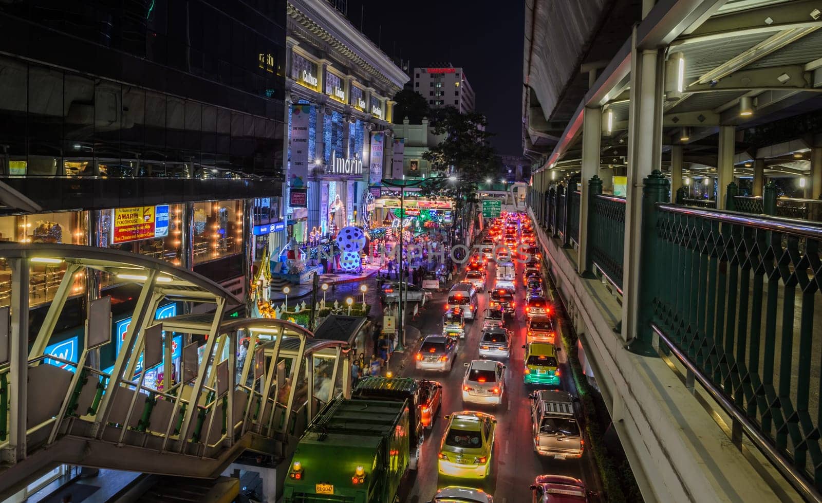 BANGKOK, THAILAND - JANUARY 1, 2015 : Night illumination of Christmas and New Year celebration 2015 at Ratchaprasong intersection in Bangkok, Thailand