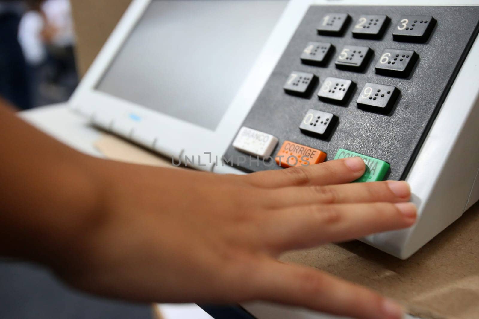 SALVADOR, BAHIA / BRAZIL - July 31, 2018: Electronic ballot box used by the electoral justice in the elections in Brazil. (Joa Souza / Panthermedia).