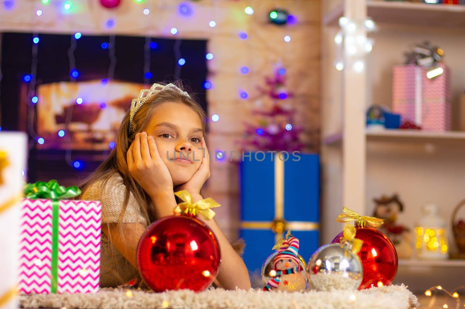 Ten-year-old girl dreams of a New Year gift