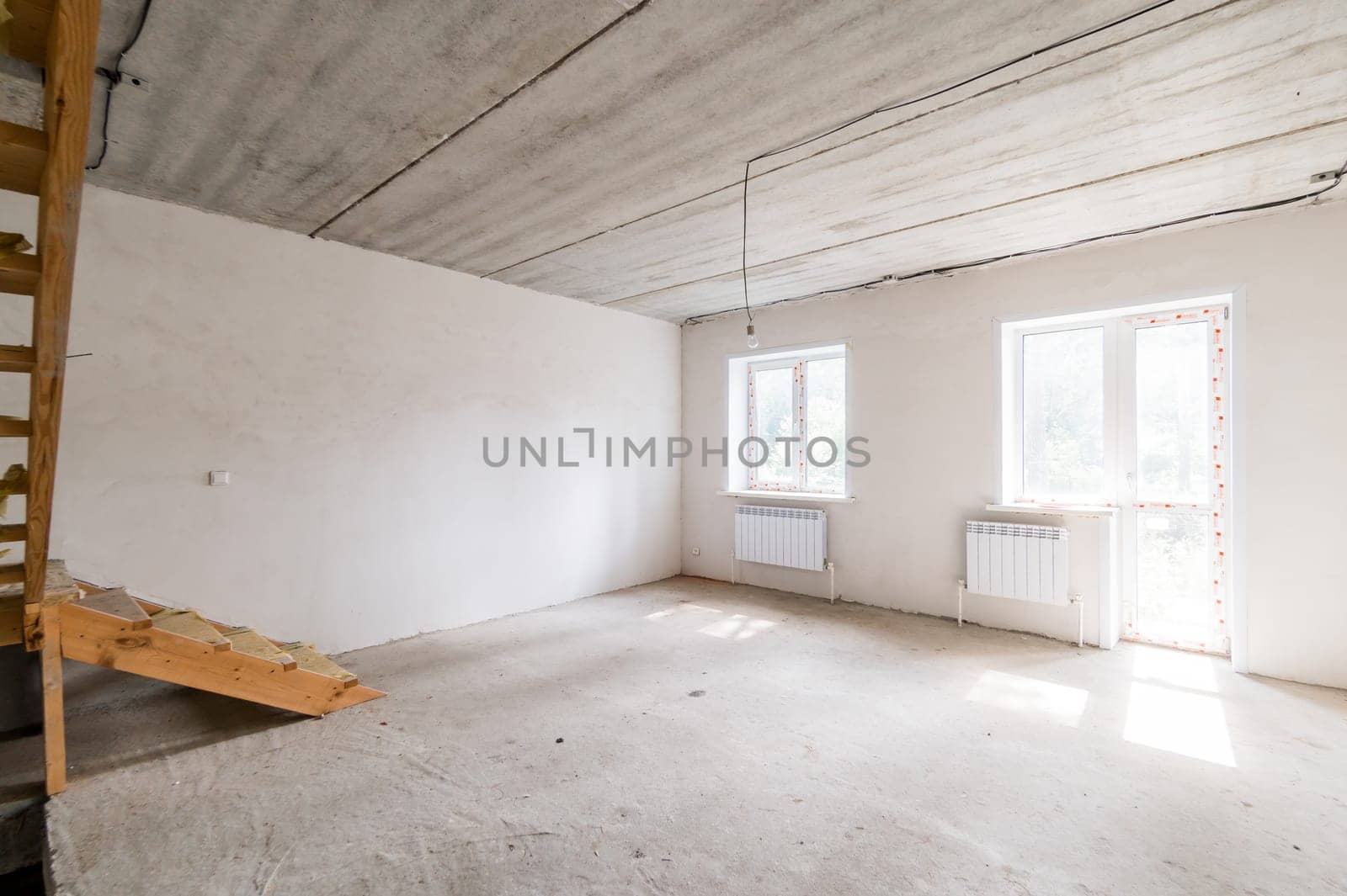 Russia, Moscow- July 23, 2019: interior room apartment. rough repair for self-finishing. interior decoration, bare walls of the room, stage of construction
