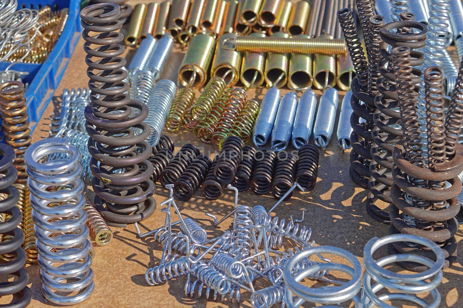Bunch of springs coils in various dimensions