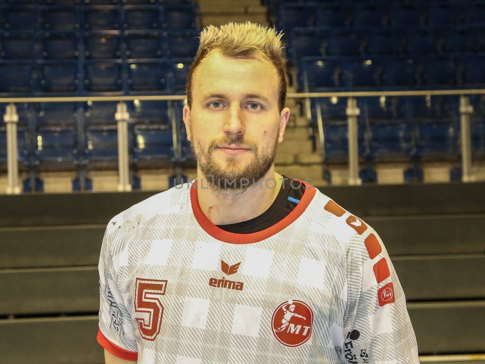 Kühn Julius Kühn MT Melsungen DHB Sport german handball Player