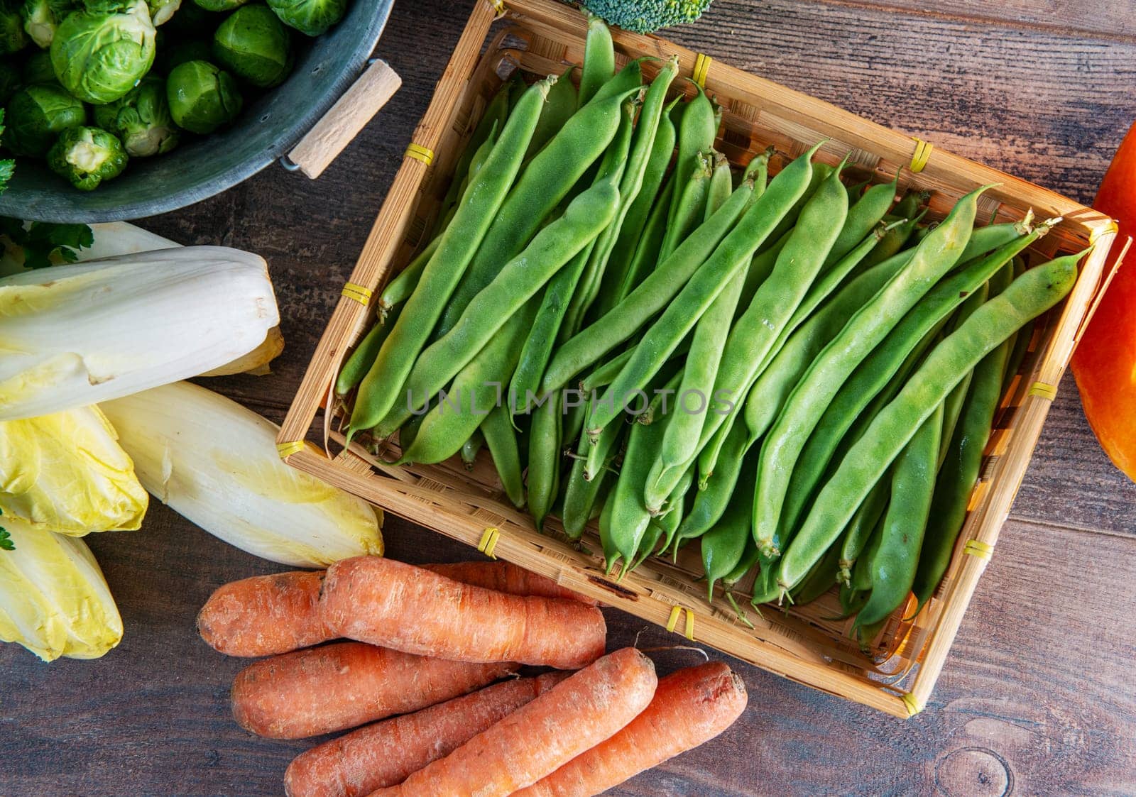 the seasonal vegetables, flat beans, sprouts, endives, carrots