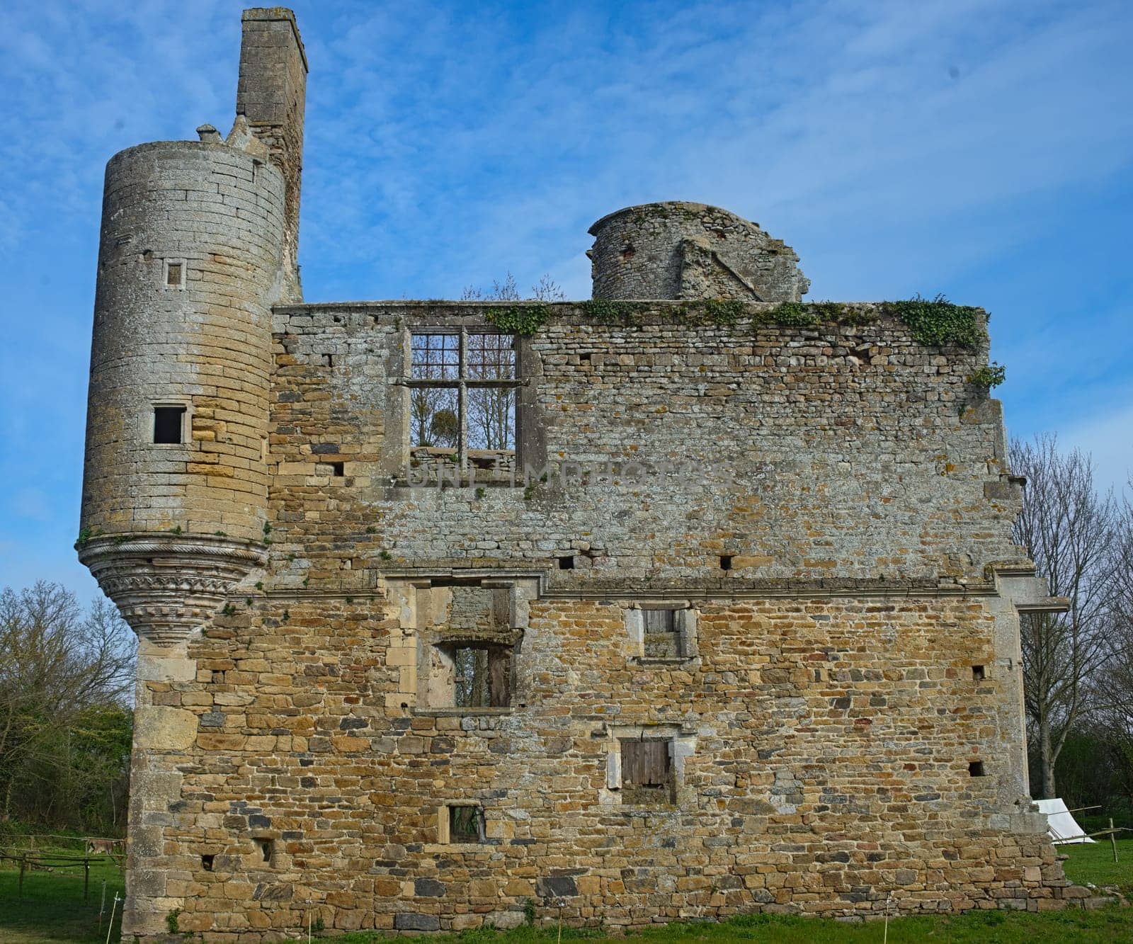 Remaining of an stone wall and towers on an 16th century castle