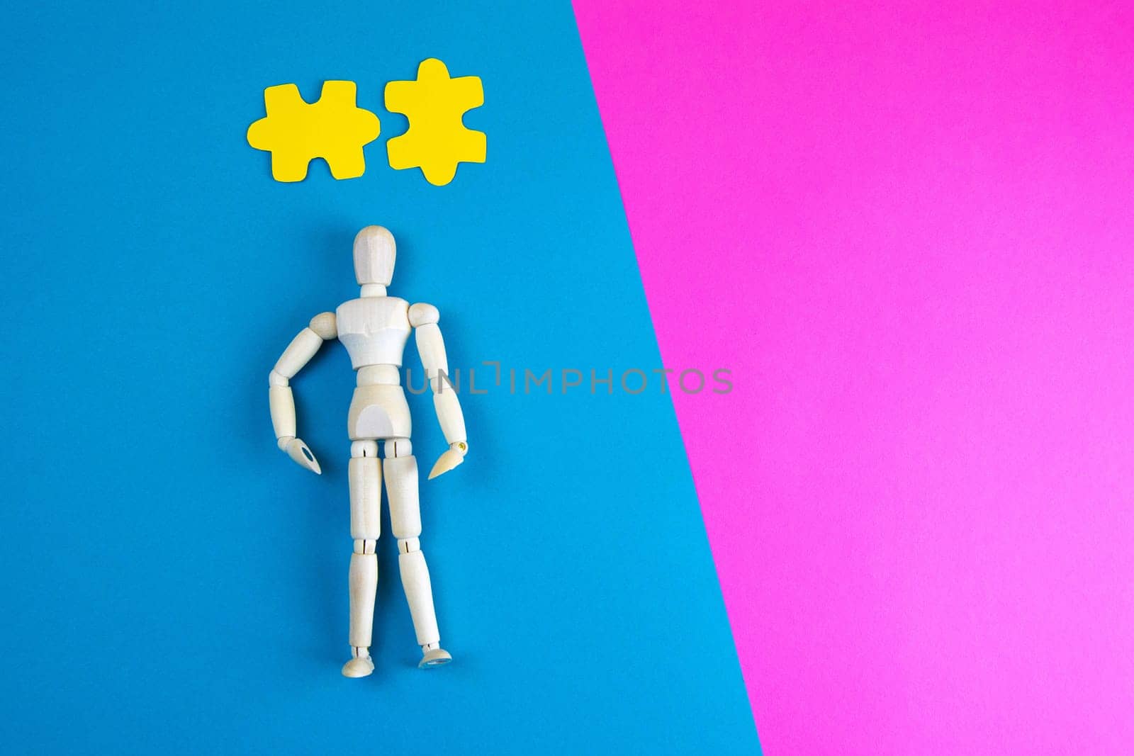 Lemon, ginger, and chapel against multi-colored tablets. The concept of choosing a healthy diet versus taking medication. Top views with clear space