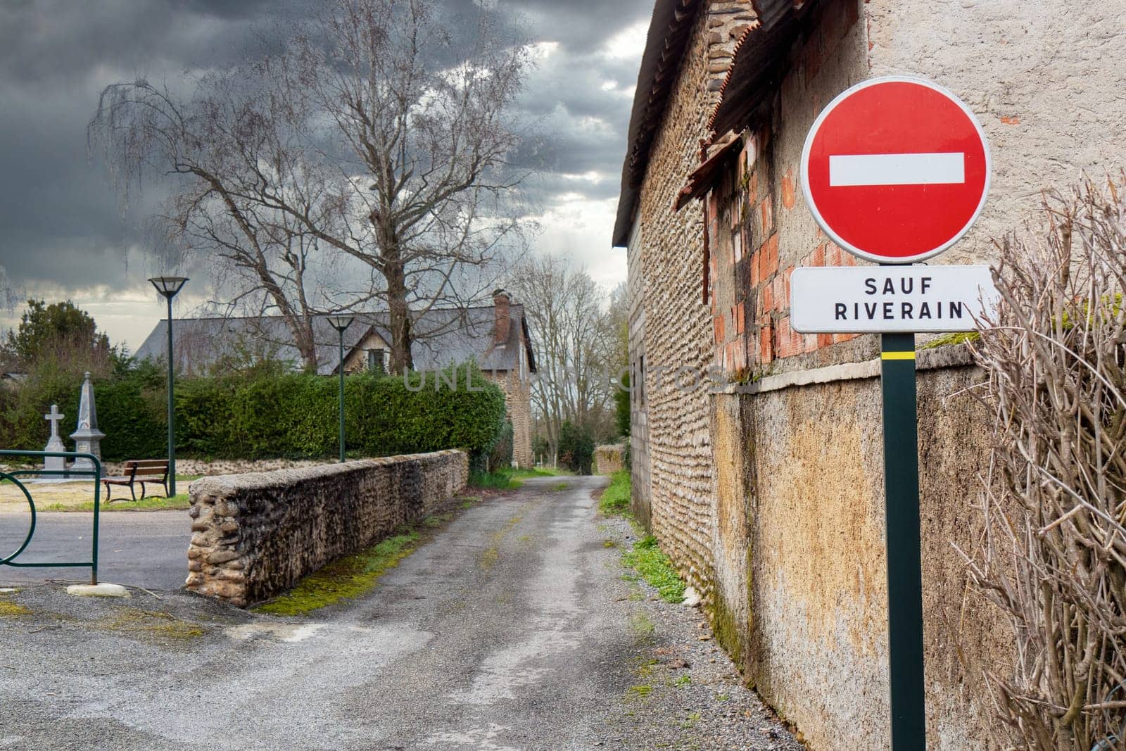 No entry road sign in the small french village, except residents (sauf riverain )