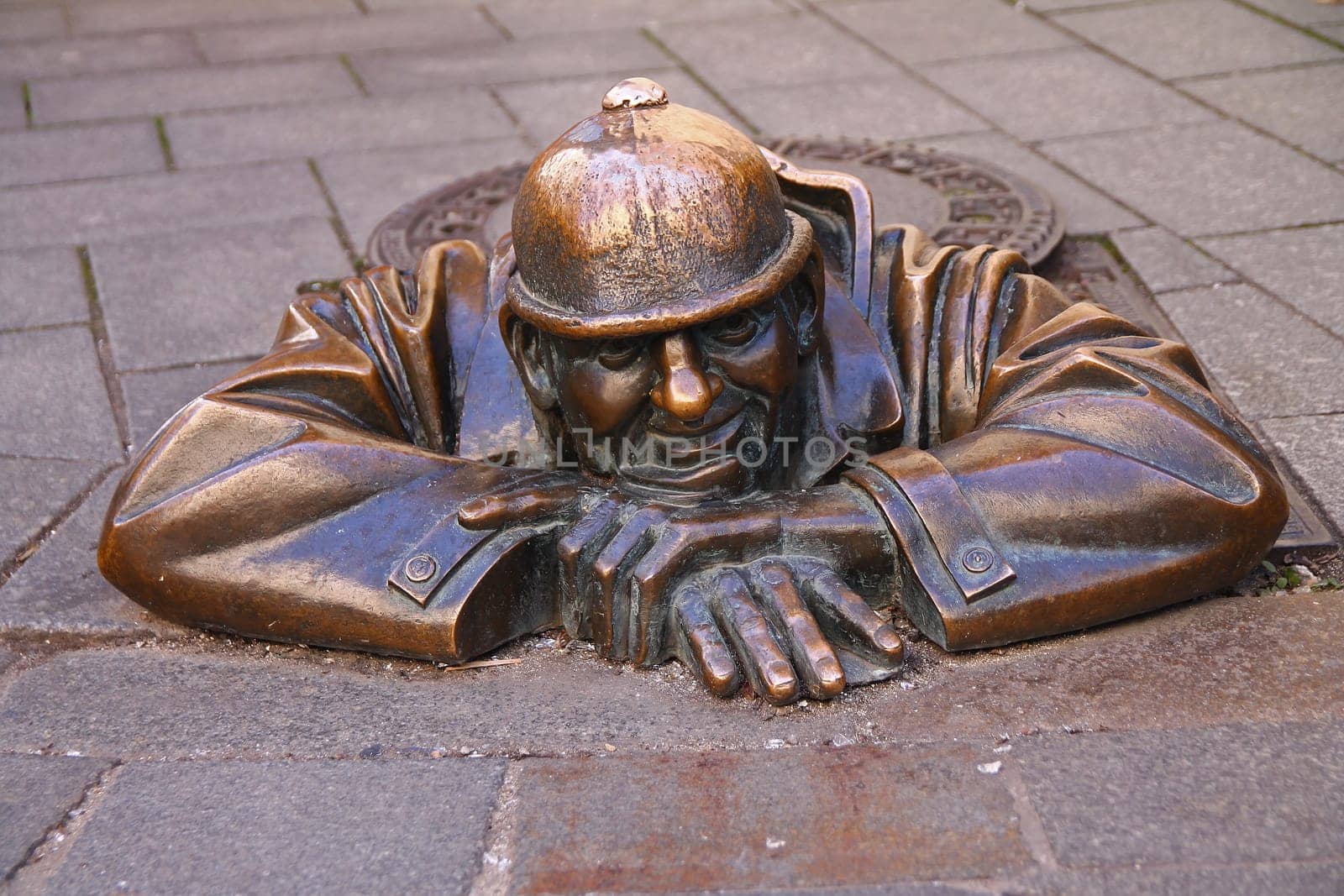 "Man at work"" Bronze statue in Bratislava"